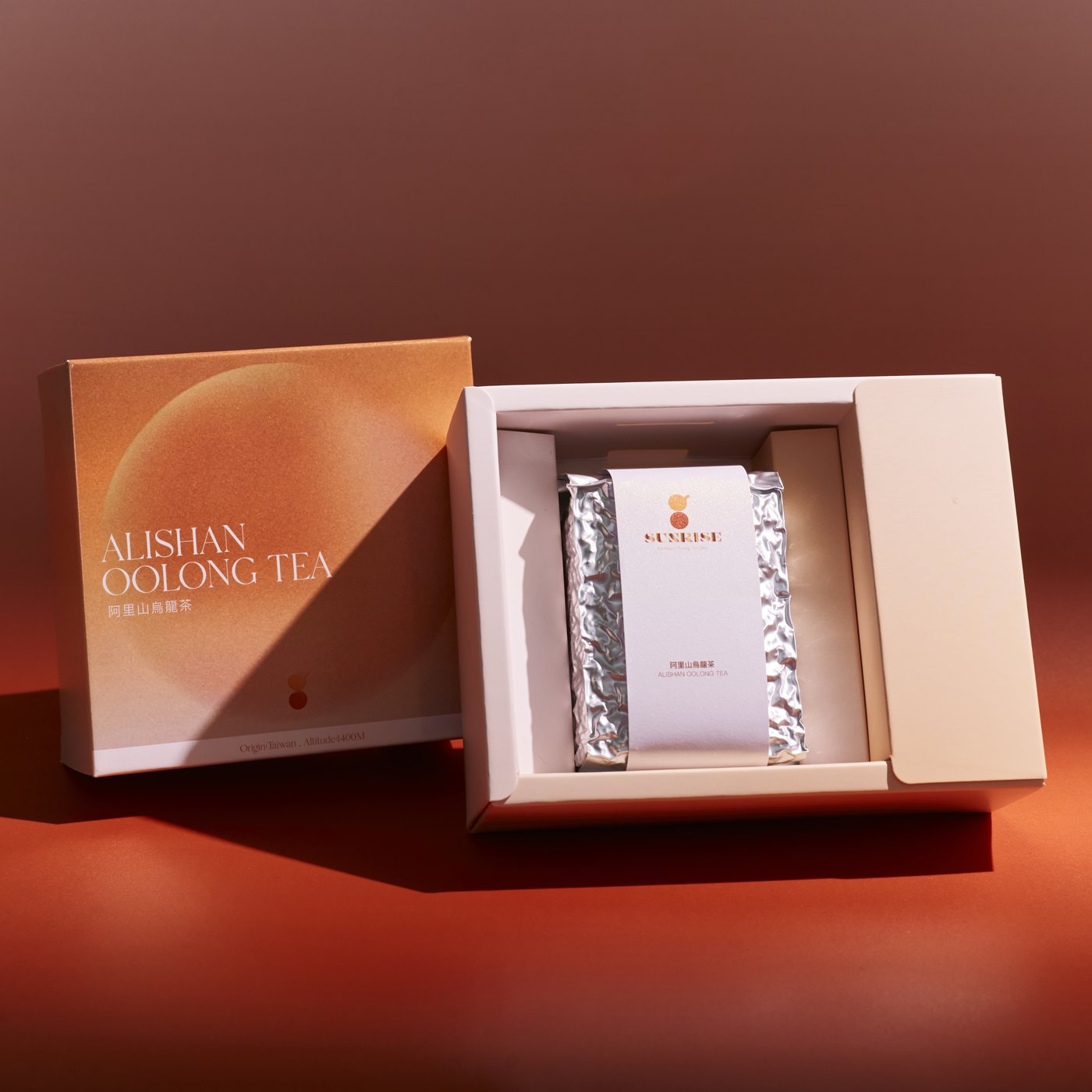 日臻雙茶禮盒・梨山雲頂+阿里山雲霧(各 150g) 4